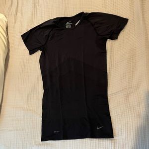 Nike dry fit black tee shirt